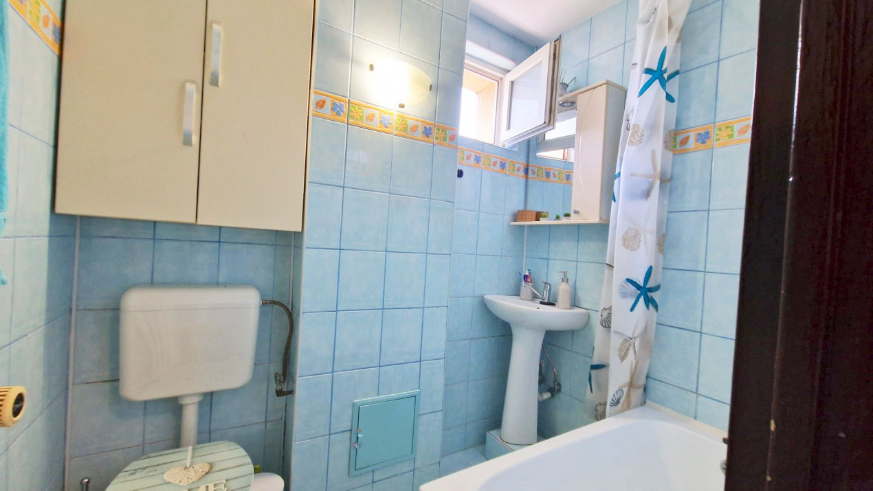 Apartament cu 2 camere și balcon însorit în Alexandru Obregia!