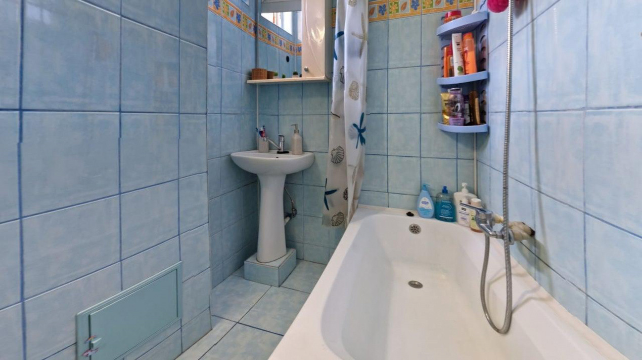 Apartament cu 2 camere și balcon însorit în Alexandru Obregia!