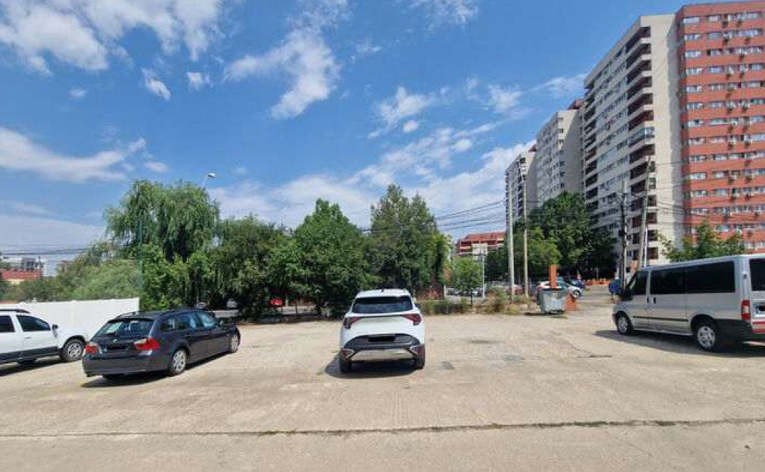 Spațiu comercial 790mp si teren 600mp - de inchiriat, Prelungirea Ghencea