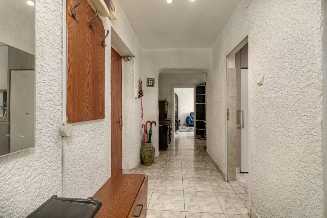Singurul apartament de vanzare de acest tip - in Piata Alba Iulia