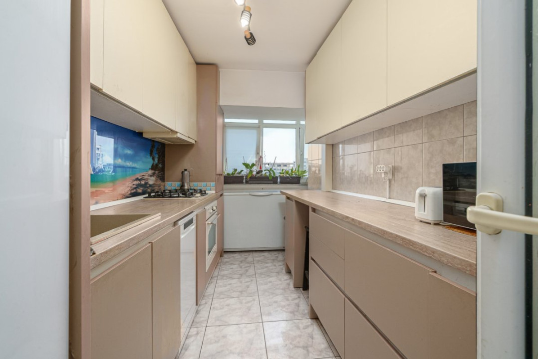 Singurul apartament de vanzare de acest tip - in Piata Alba Iulia