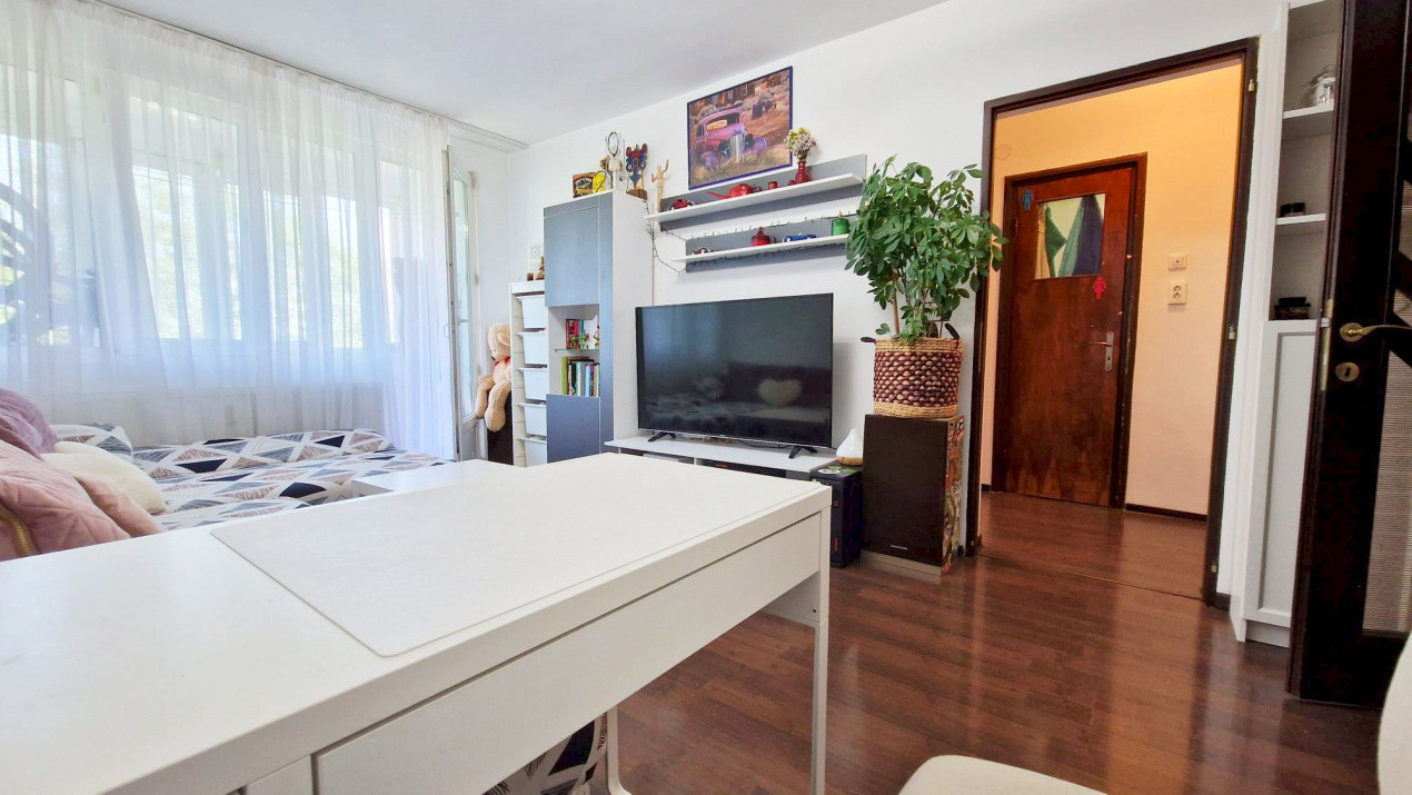 Apartament 2 camere gata să te primească, în Alexandru Obregia!