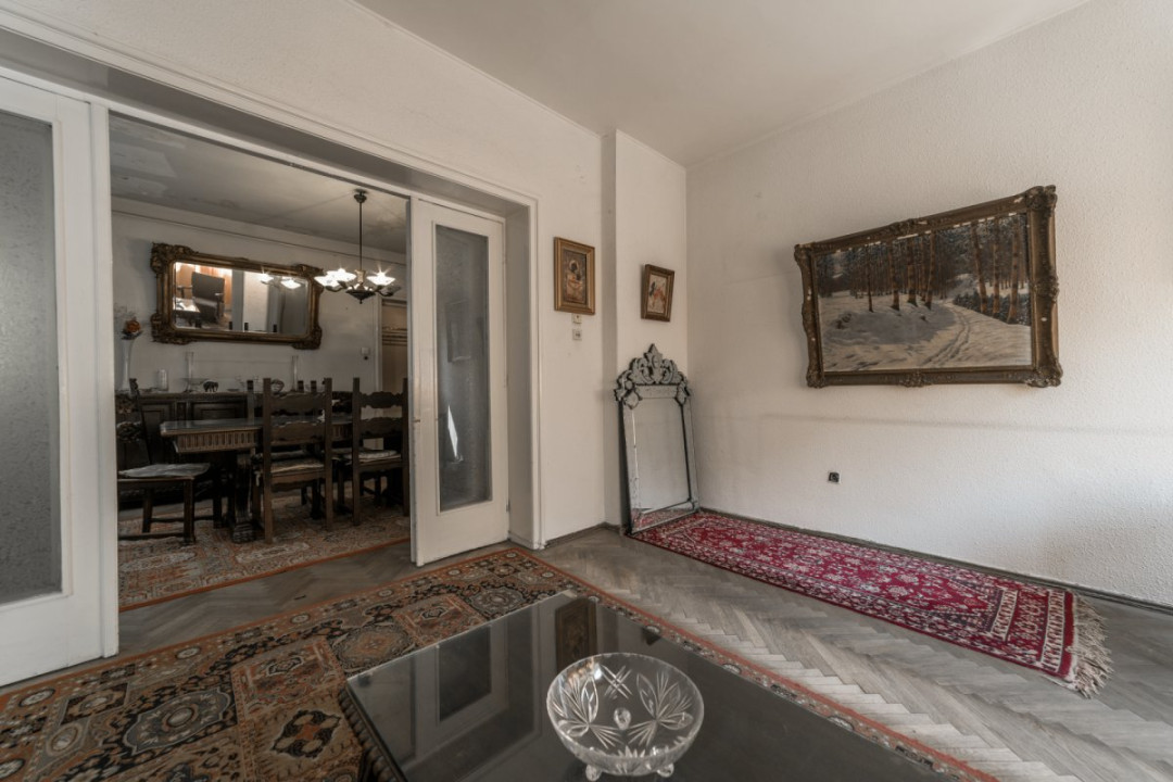 VAND 4(5) CAMERE ZONA PIATA MUNCII AGRICULTORI