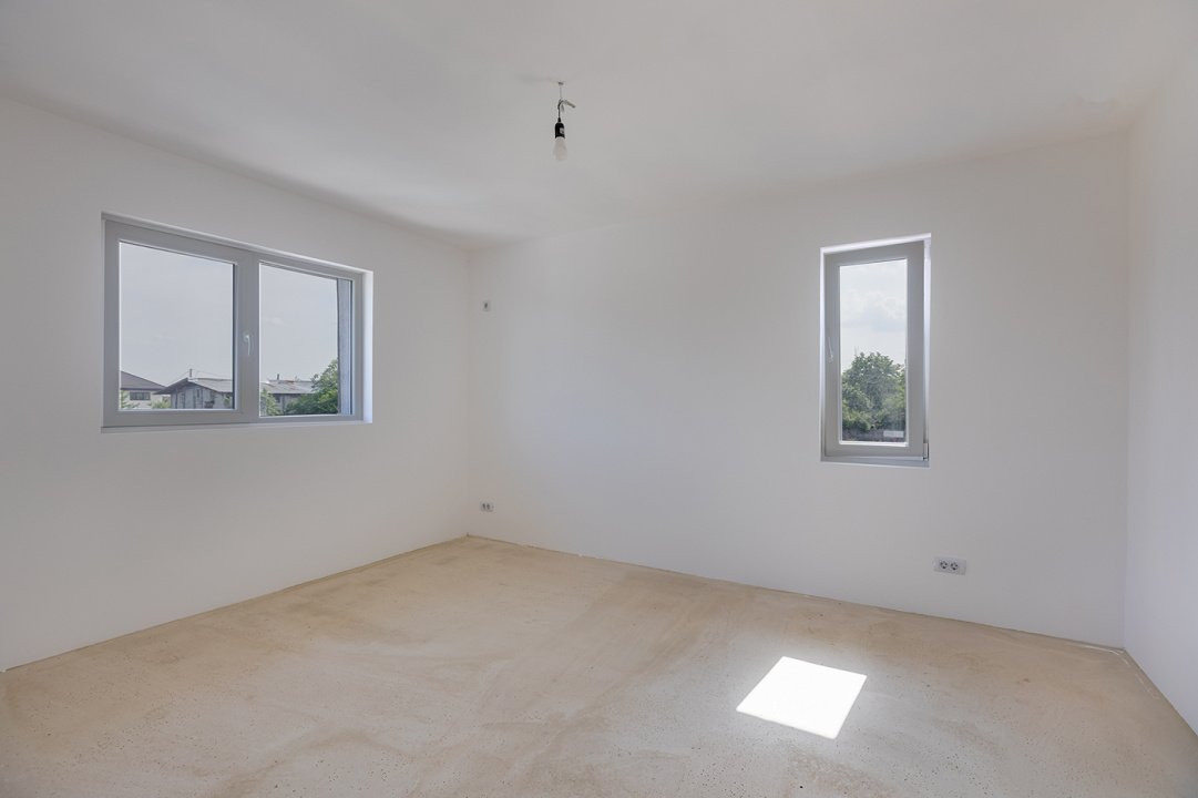 Casă modernă tip duplex, P+1+Pod, cu 3 camere, 2 băi – Balotești