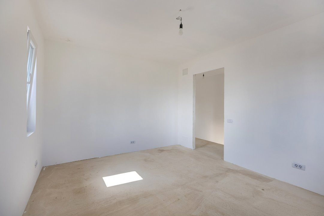 Casă modernă tip duplex, P+1+Pod, cu 3 camere, 2 băi – Balotești