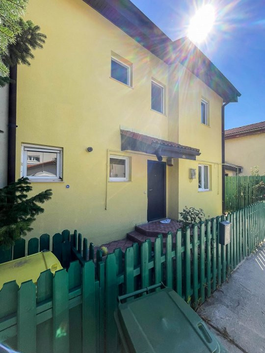Vila in Cartier Azur-Pipera,3 camere ,teren 234 mp,renovata recent