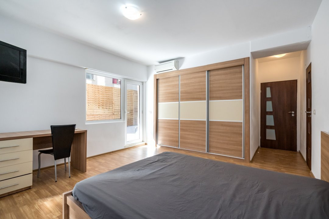 Vanzare Apartament 4 Camere Giulesti Foarte Spatios si Investitie Avantajoasa