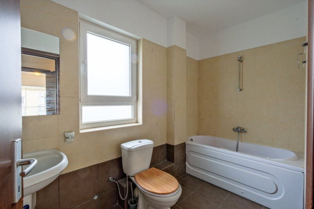 Apartament spațios 3 camere, 3bai, 2 locuri de parcare incluse