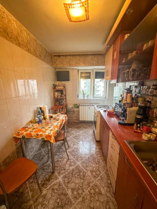 Apartament de vânzare în zona Unirii, Bd-ul Octavian Goga, 3 camere spațioase