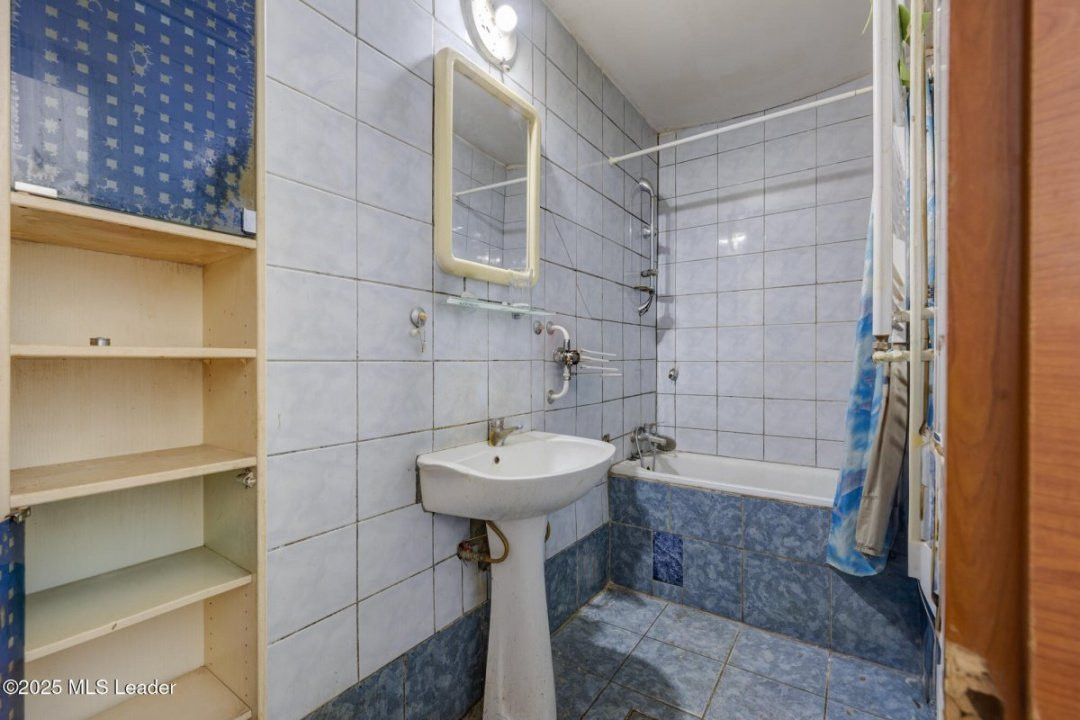 Vanzare imobil 8 camere, intrare Parc Carol