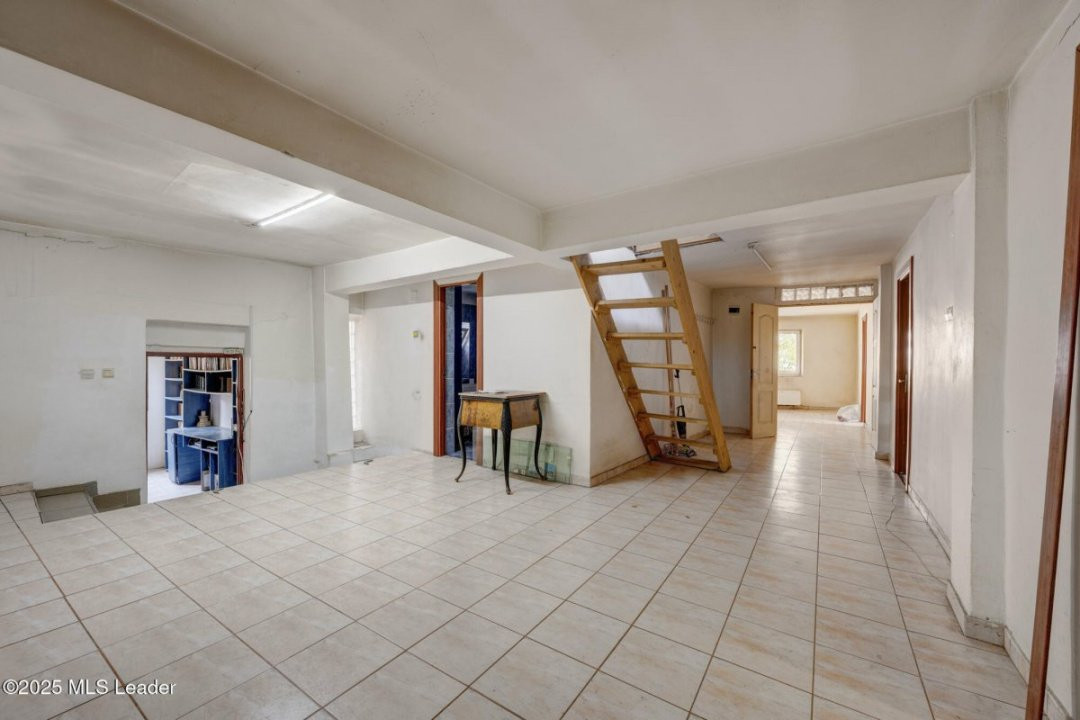 Vanzare imobil 8 camere, intrare Parc Carol