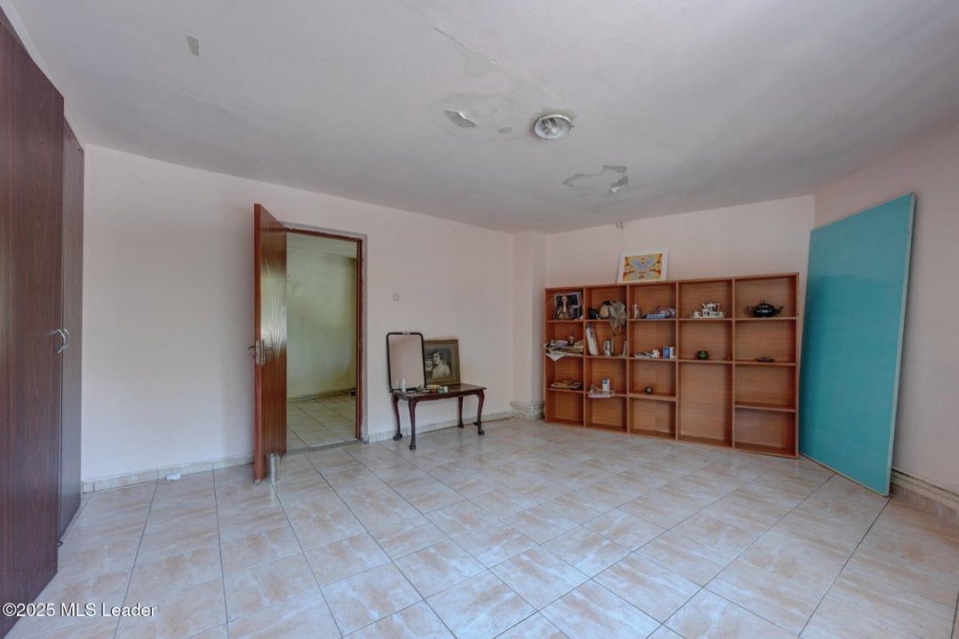 Vanzare imobil 8 camere, intrare Parc Carol