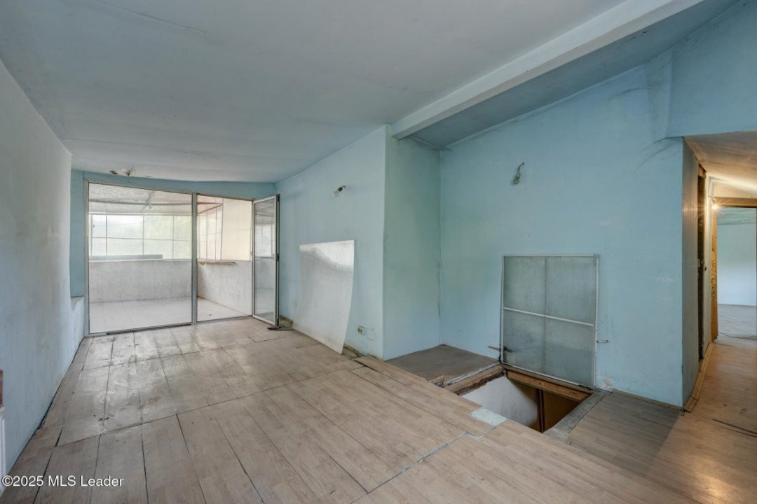 Vanzare imobil 8 camere, intrare Parc Carol