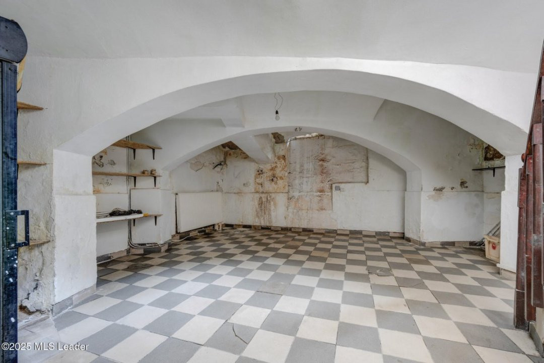 Vanzare imobil 8 camere, intrare Parc Carol