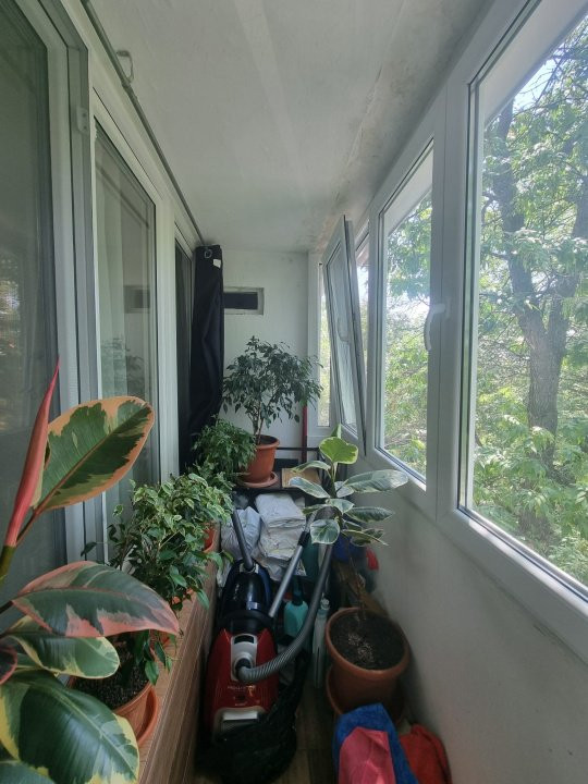 APARTAMENT 2 CAMERE LA 1 MINUT DE METROU 