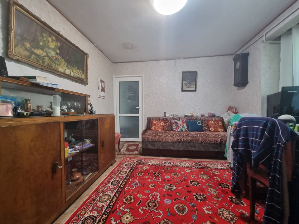 APARTAMENT 2 CAMERE LA 1 MINUT DE METROU 