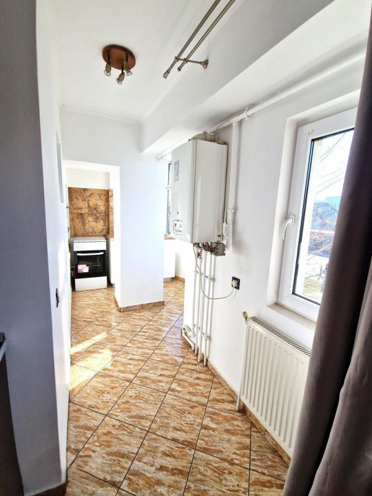 De inchiriat apt spatios de 2 camere cu boxa si loc de parcare/Popesti