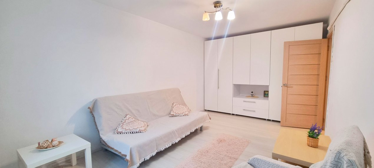 Ap. decomandat cu 2 camere, 5/8, partial mobilat/utilat Rahova, Dumbrava Noua!