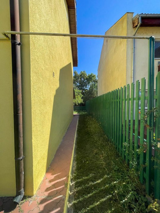 Vila in Cartier Azur-Pipera,3 camere,teren 234 mp,renovata recent