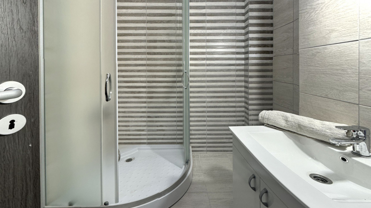 Mic, modern și primitor – locul perfect pentru un nou început!