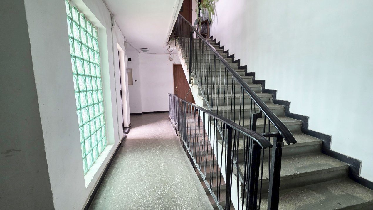 Decomandat, zona verde, pregatit pentru noua generatie