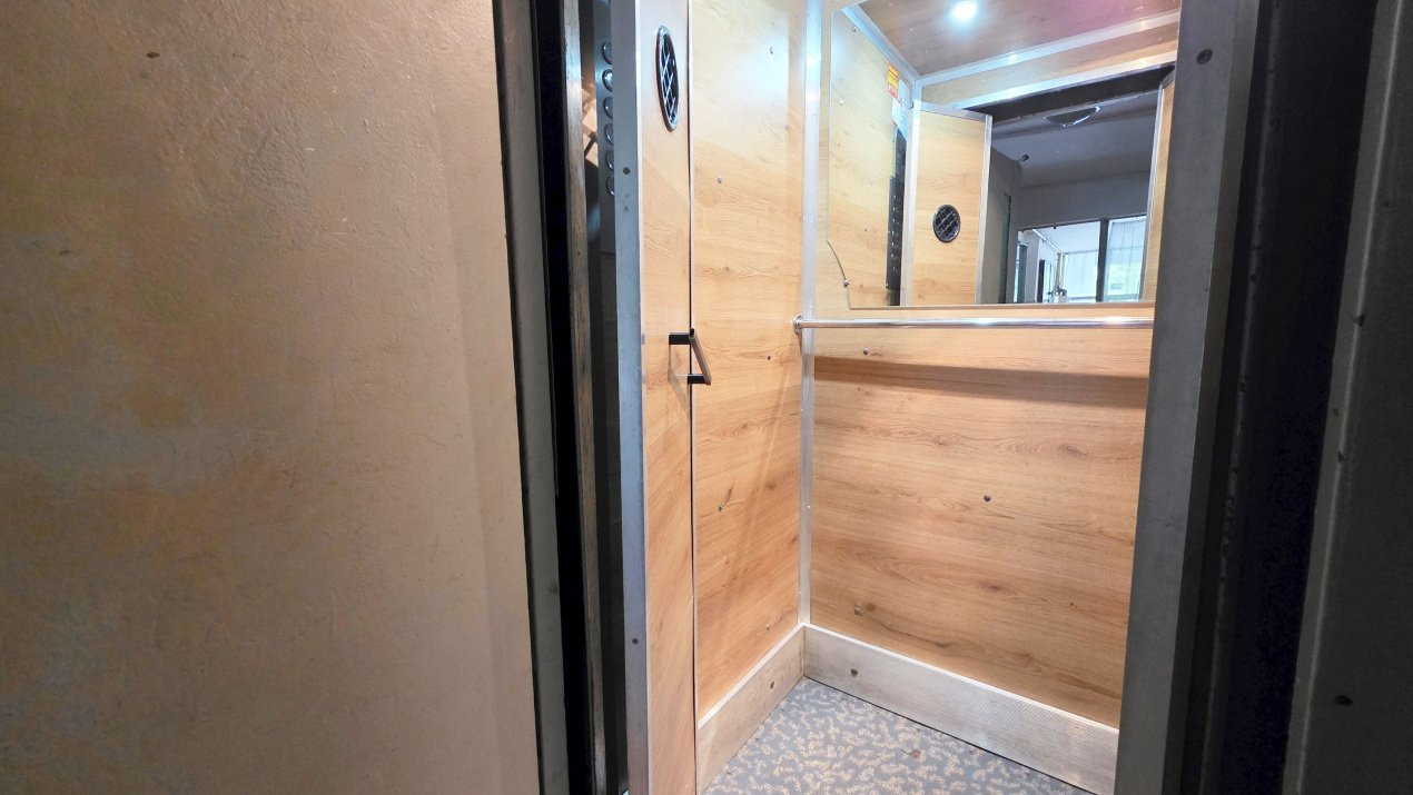 Decomandat, zona verde, pregatit pentru noua generatie