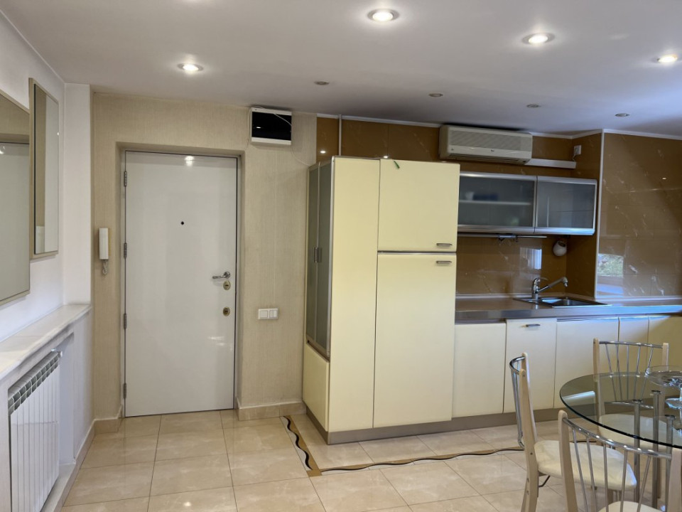 Apartament Unirii - 2 camere 78 mp. Transformat din 3 camere. 