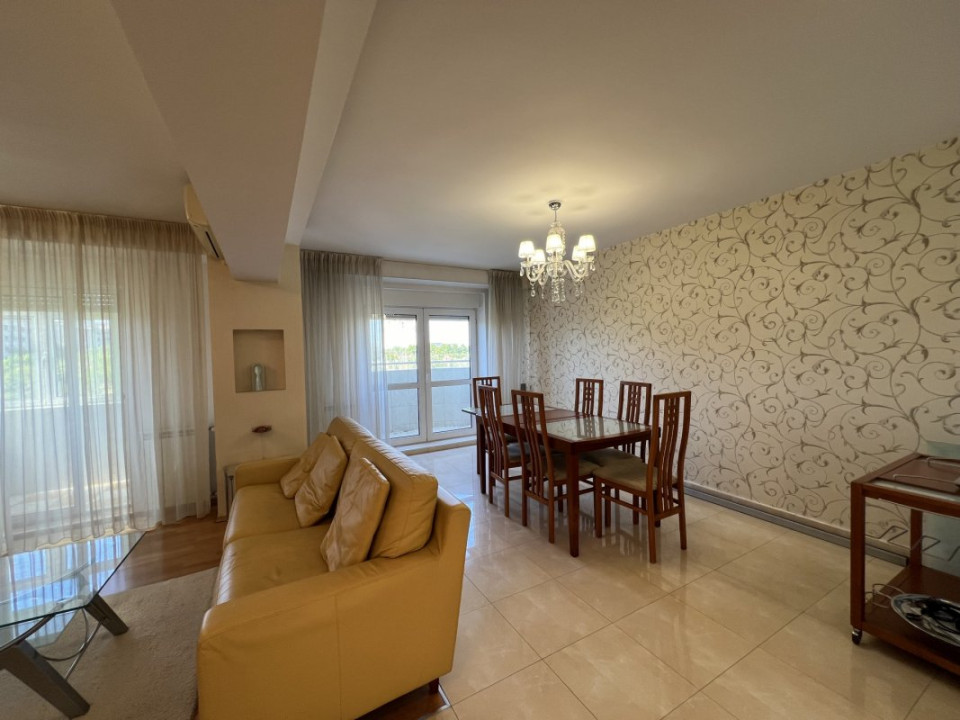 Apartament Unirii - 2 camere 78 mp. Transformat din 3 camere. 