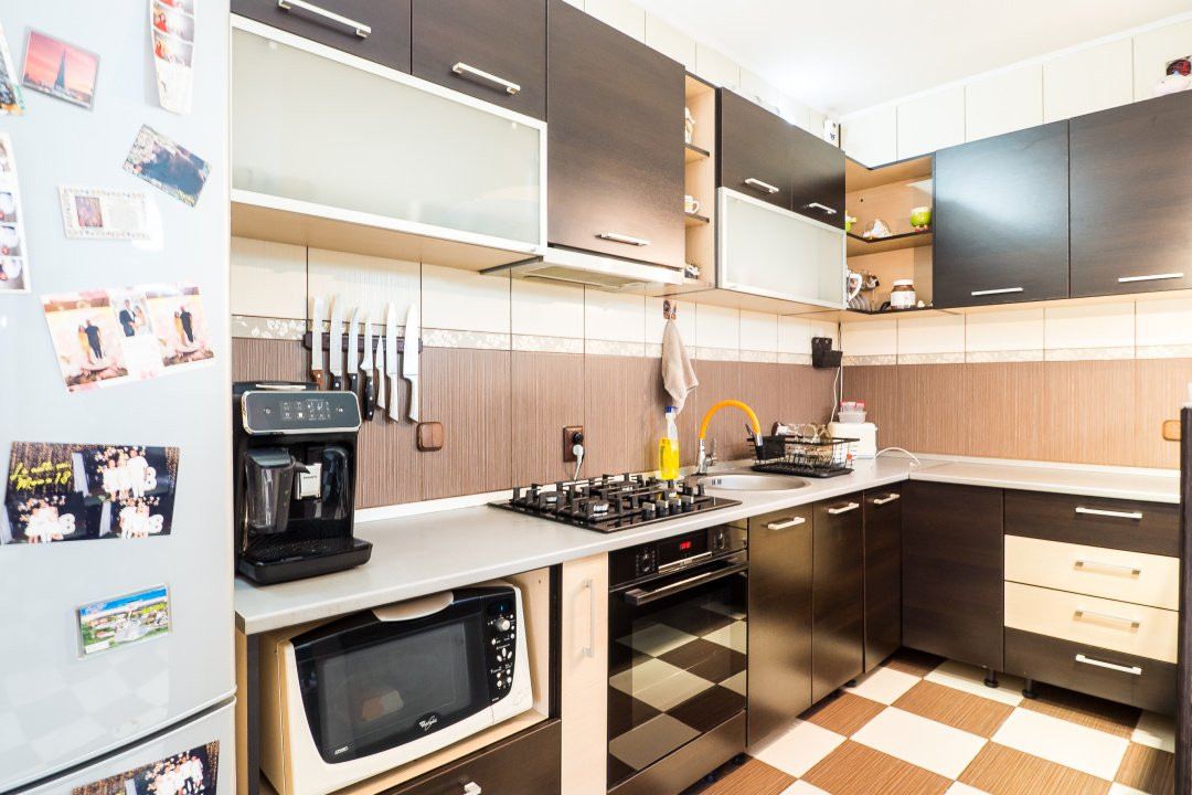 Vila individuala 7 camere Afumati, rezidentiala sau HoReCa, curte 608mp