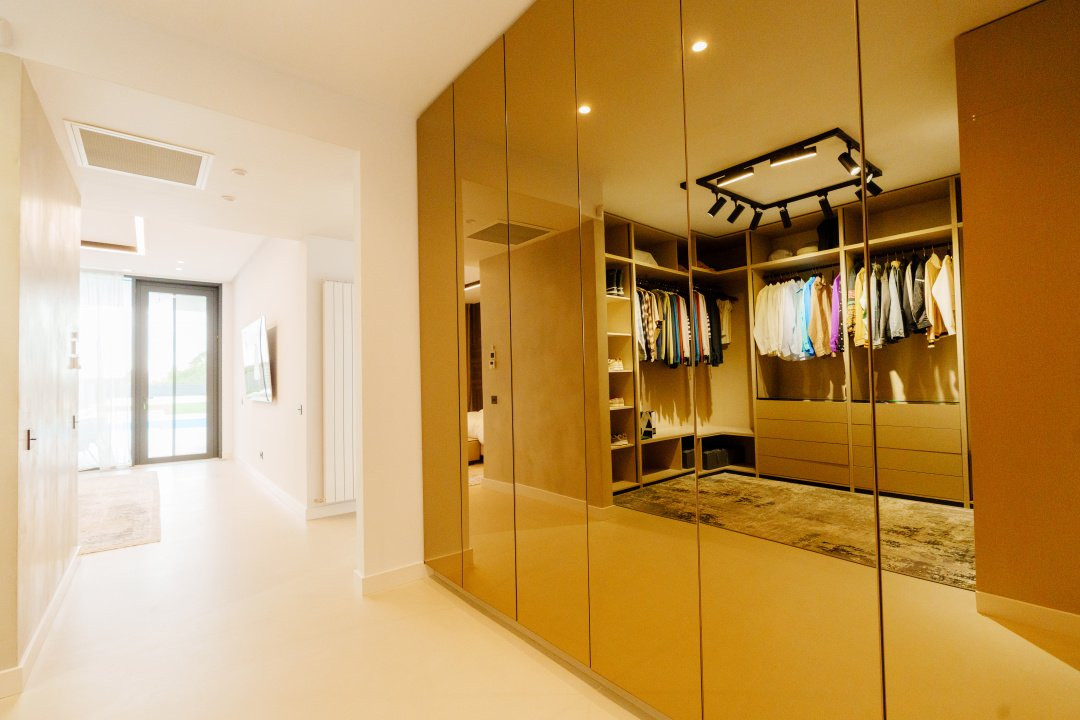 Proprietate exclusivistă în Izvorani | Design minimalist 