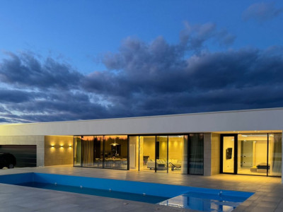 Proprietate exclusivistă în Izvorani | Design minimalist 