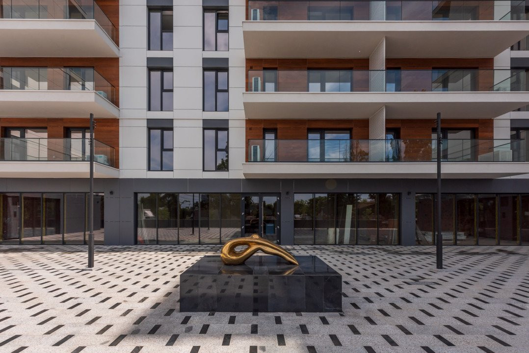 Apartament 3 camere mobilat cu 2 locuri parcare Nord 