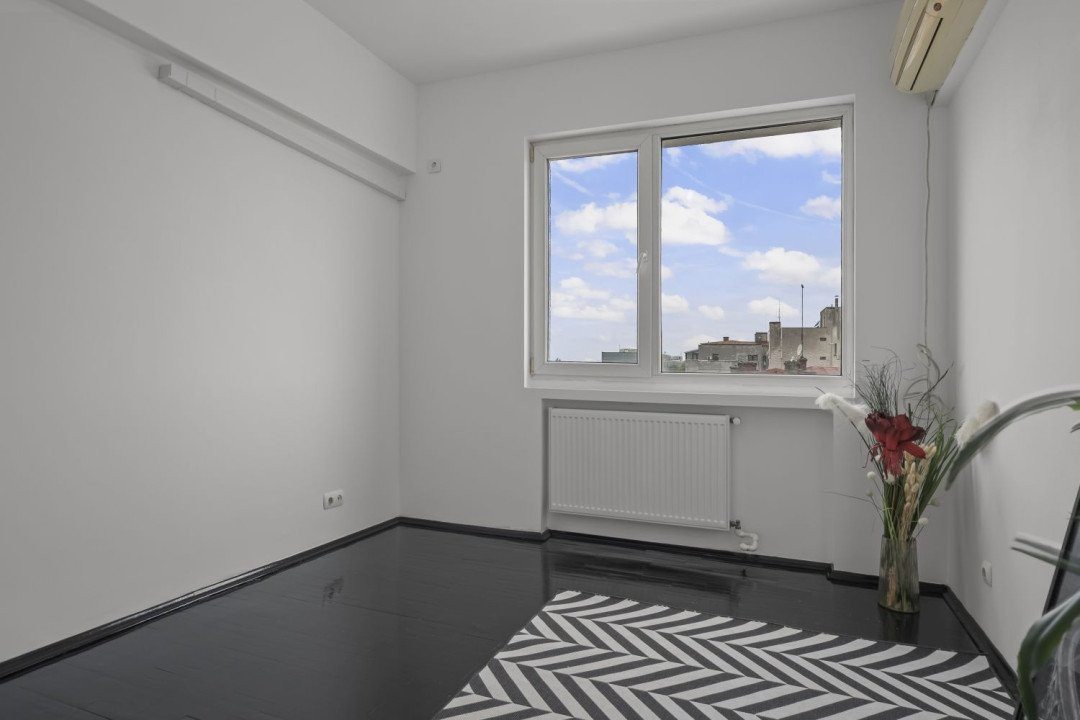Bd. Kogalniceanu - Pod Hasdeu -2 camere + birou