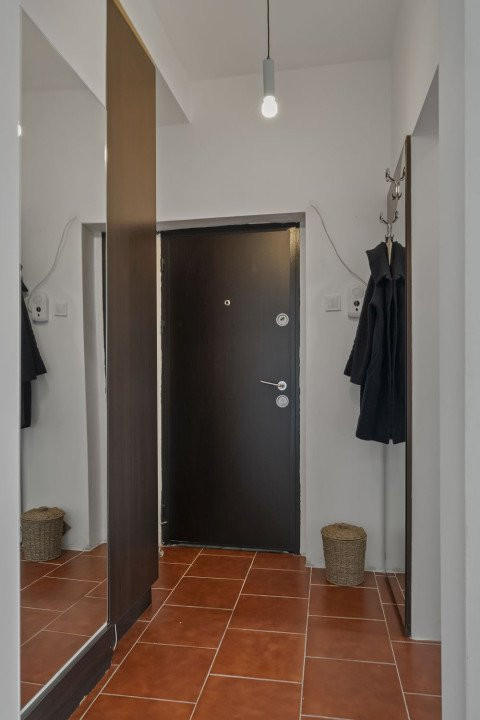 Bd. Kogalniceanu - Pod Hasdeu -2 camere + birou