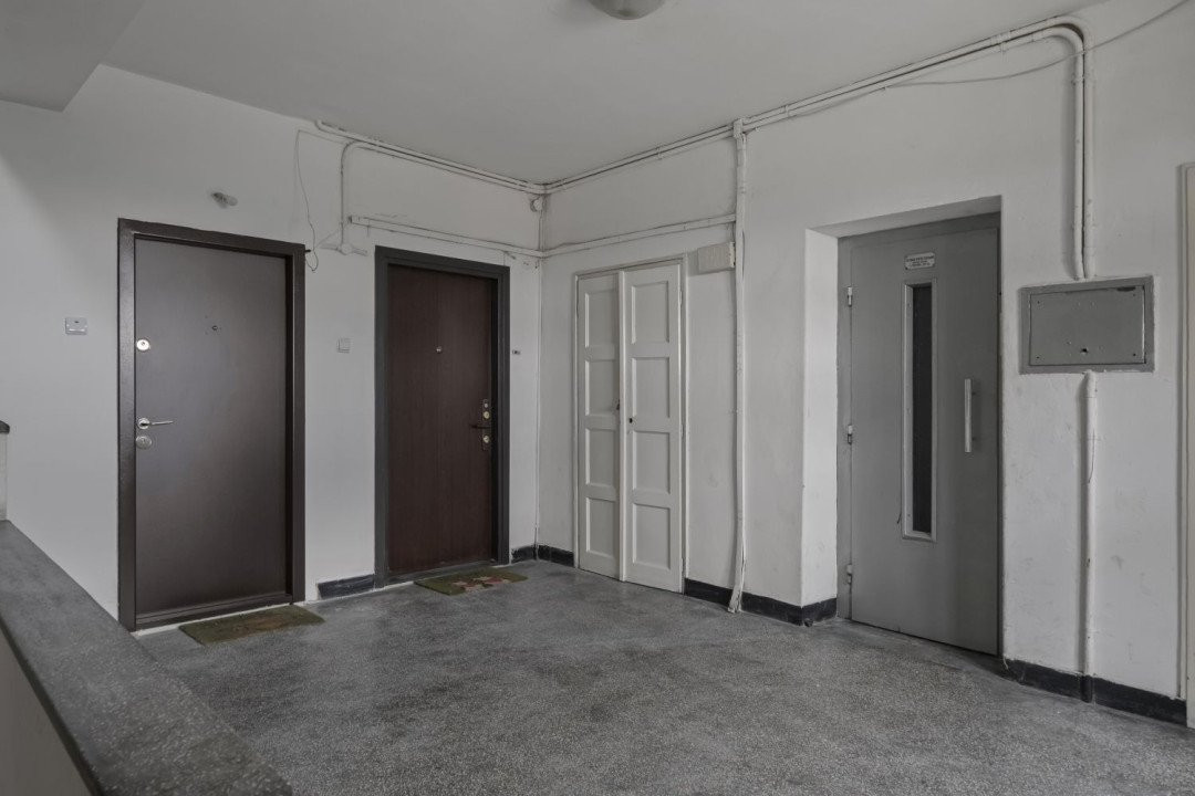 Bd. Kogalniceanu - Pod Hasdeu -2 camere + birou