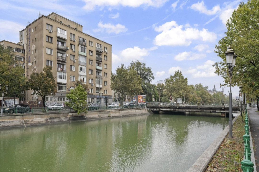 Bd. Kogalniceanu - Pod Hasdeu -2 camere + birou