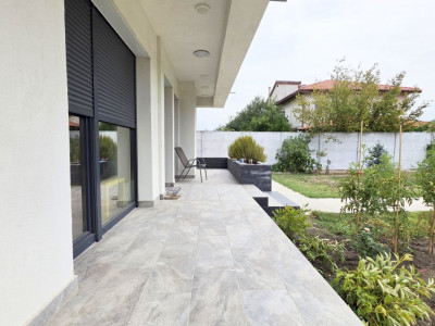 Vila eleganta cu arhitectura rafinata, in Cernica