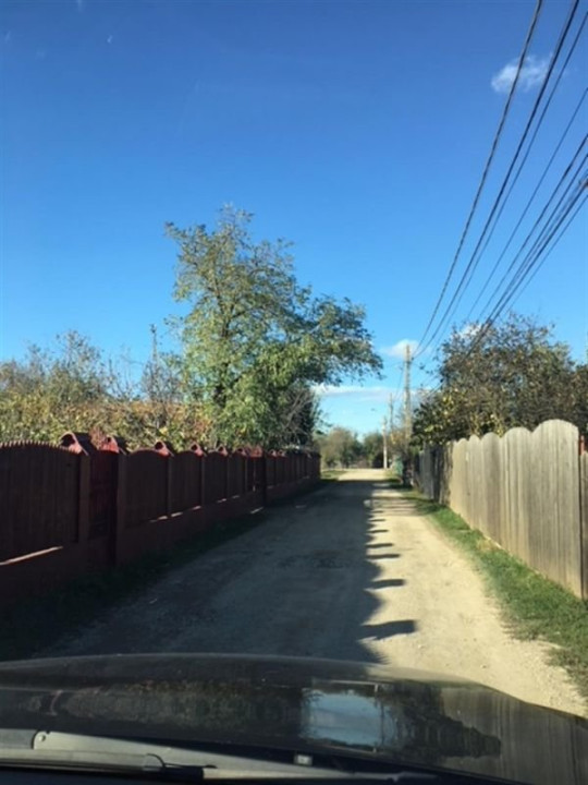Devânzare teren construibil Periș, apoape de Primărie str. Îngerașilor