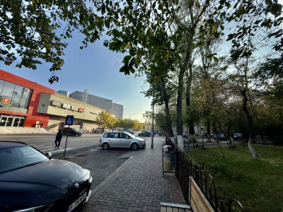 Titan Auchan Jean Steriadi 29 