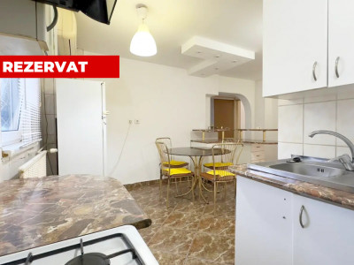 Apartament 3 camere, etaj 1, pozitie excelenta!