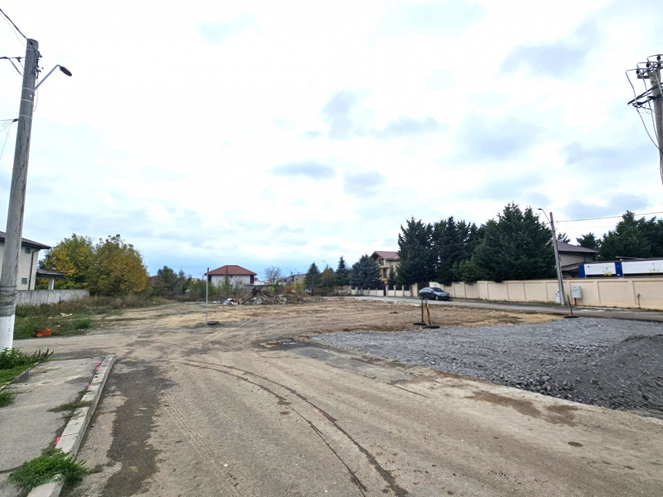 Oportunitate - vanzare 5 LOTURI CASE in centrul Stefanestii de Jos