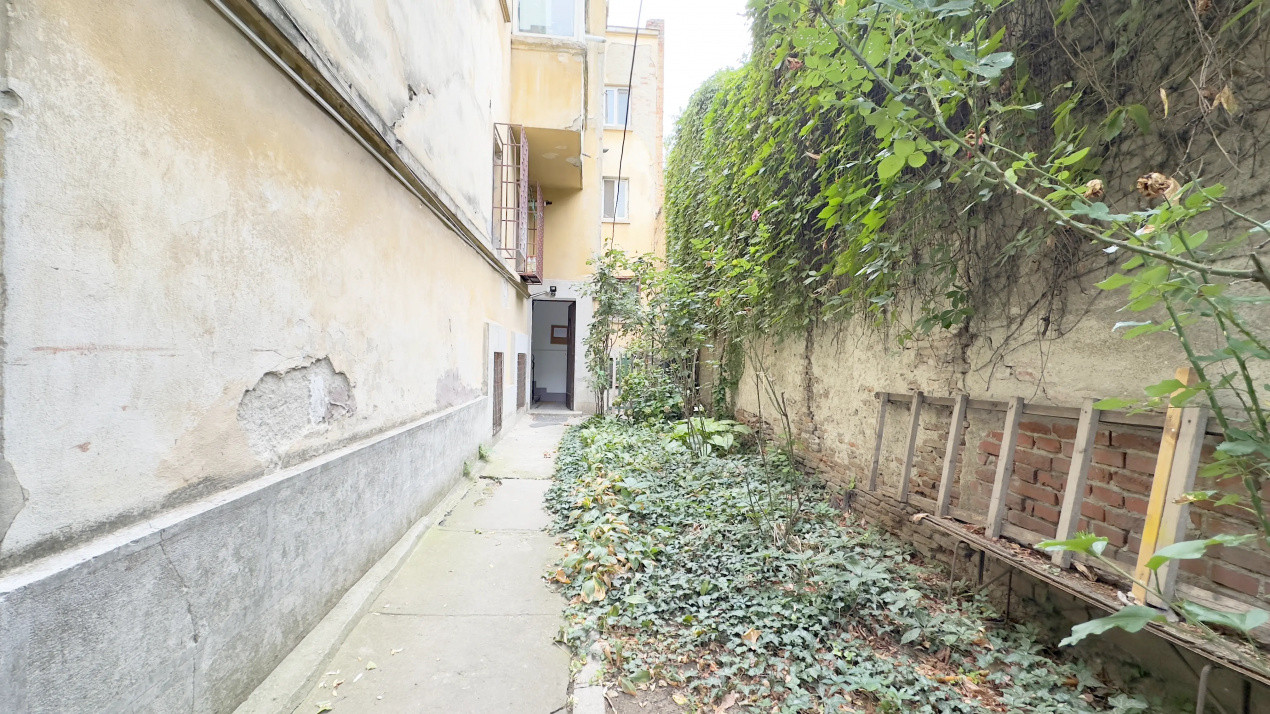 Garsonieră cochetă în Cotroceni – mică, veselă și gata de mutat!