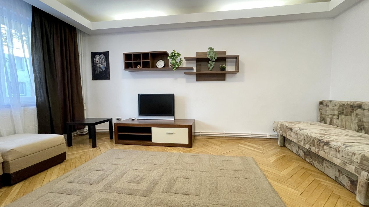 Inchiriere 3 camere Vitan-Kaufland, centrala proprie