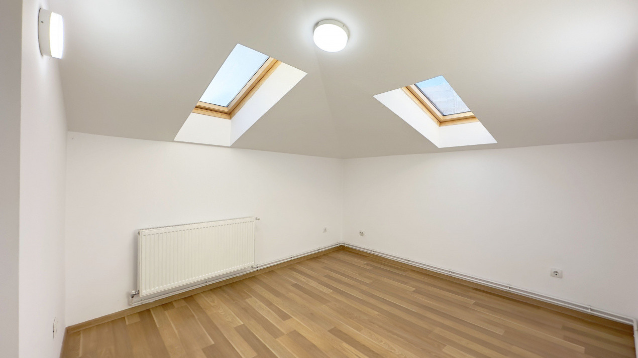 Doua apartamente la pret de unul!