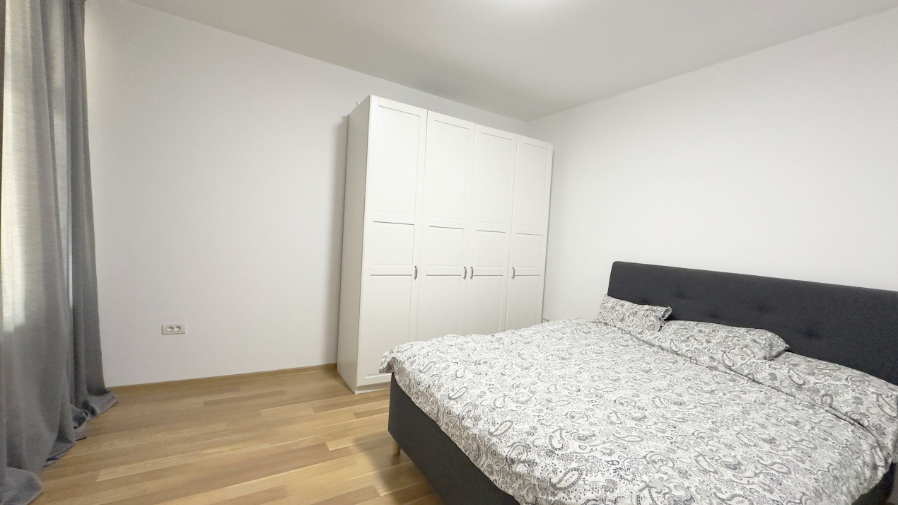 Doua apartamente la pret de unul!