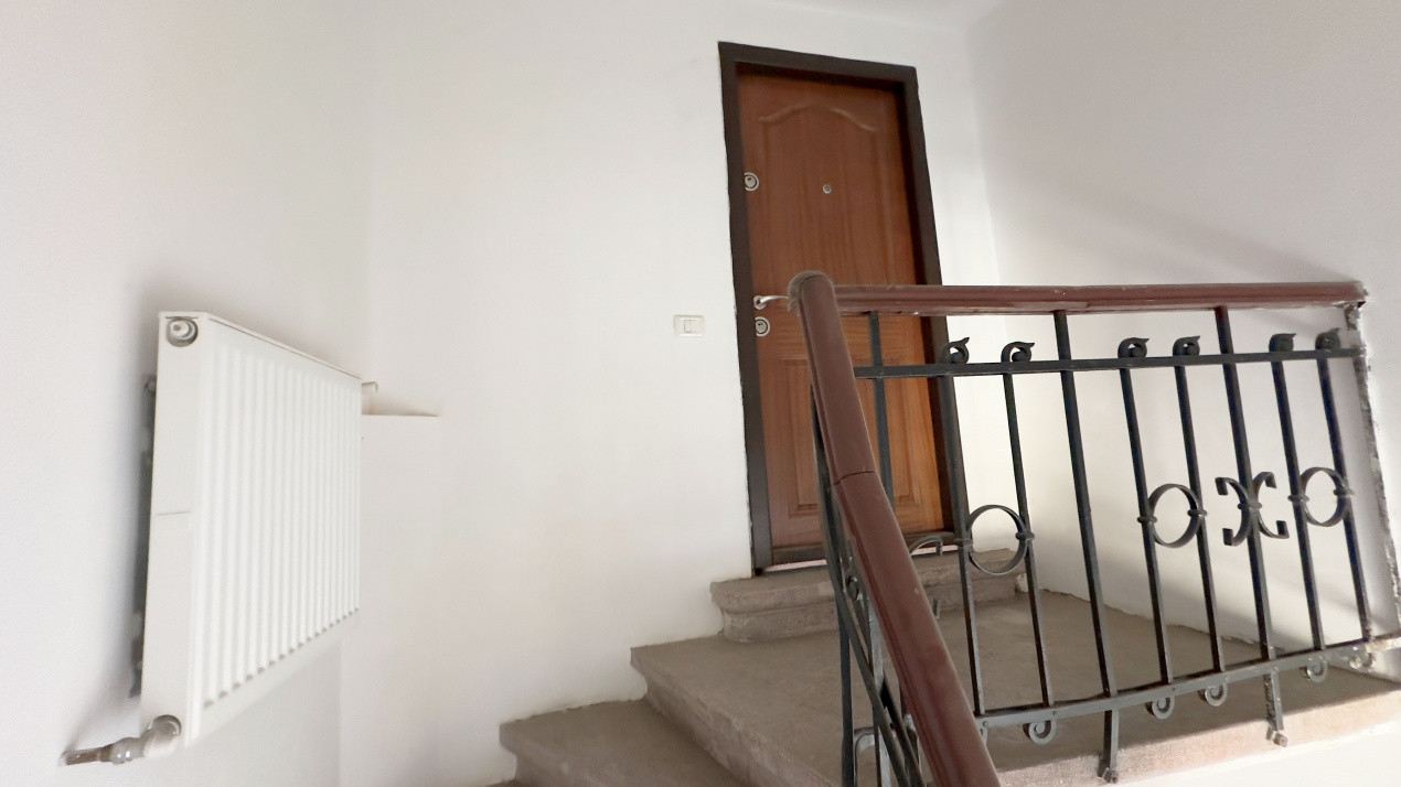 Doua apartamente la pret de unul!