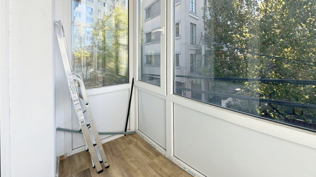 Doua apartamente la pret de unul!