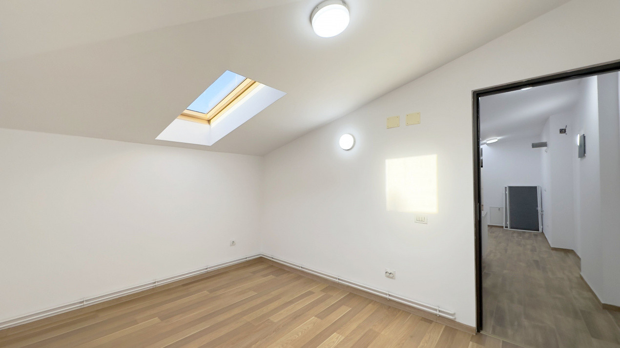 Doua apartamente la pret de unul!