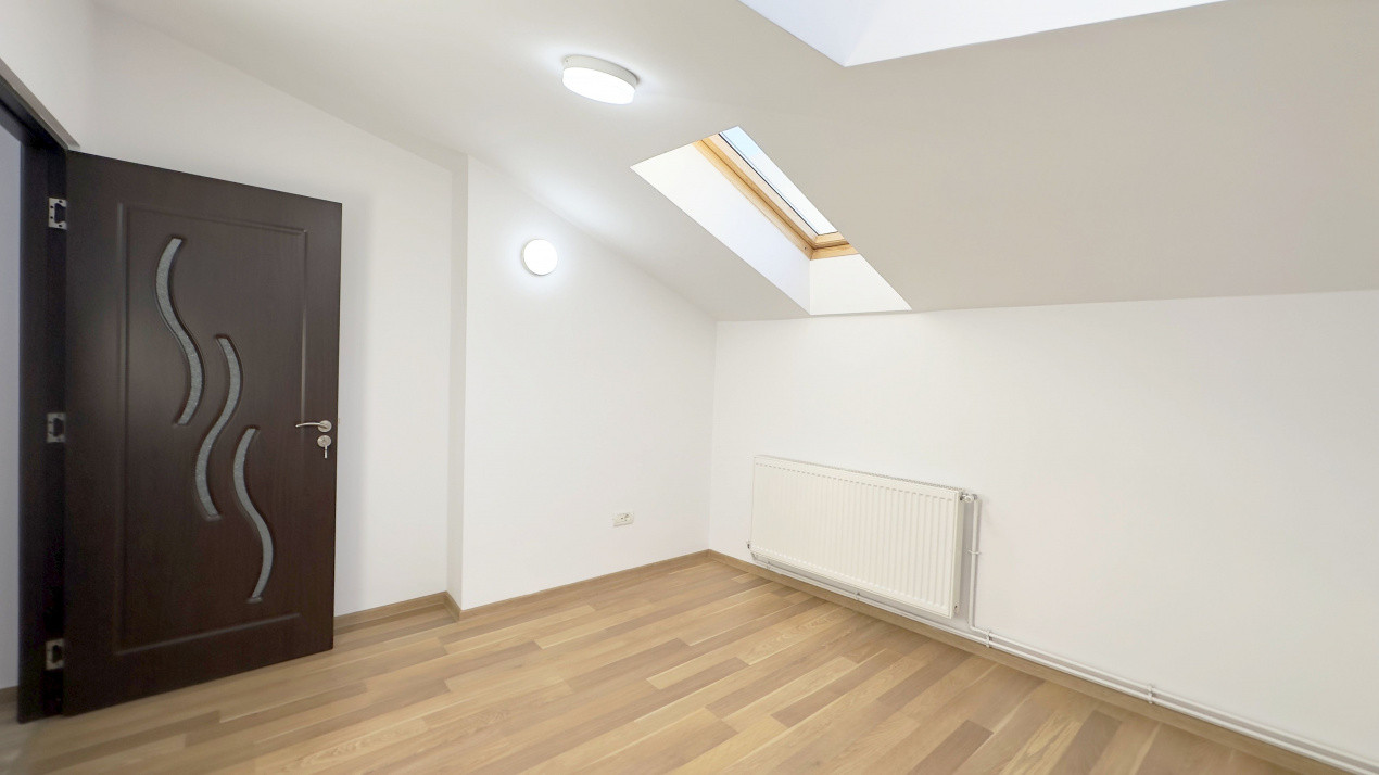 Doua apartamente la pret de unul!