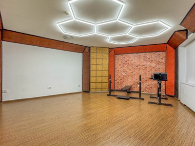 Spațiu subsol | Vitan Center | 35 mp | Utilitati incluse